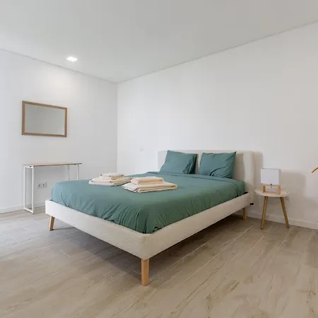 Patricia Holiday home Santa Barbara (Lisbon)